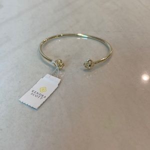 Kendra Scott bracelet